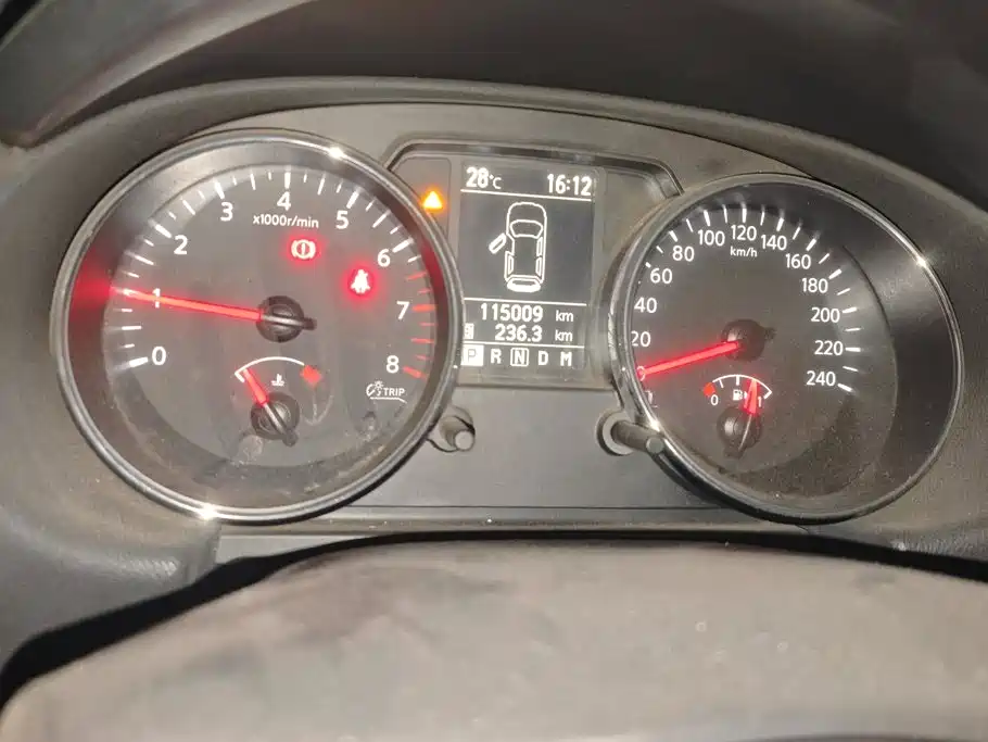 Nissan Qashqai — миниатюра 14