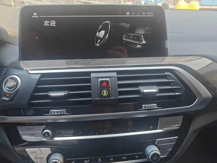 BMW X3 — миниатюра 13