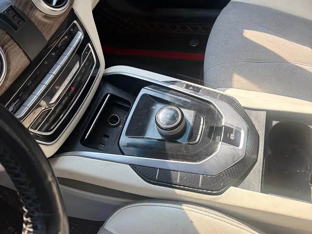 BAIC EU5 — миниатюра 12