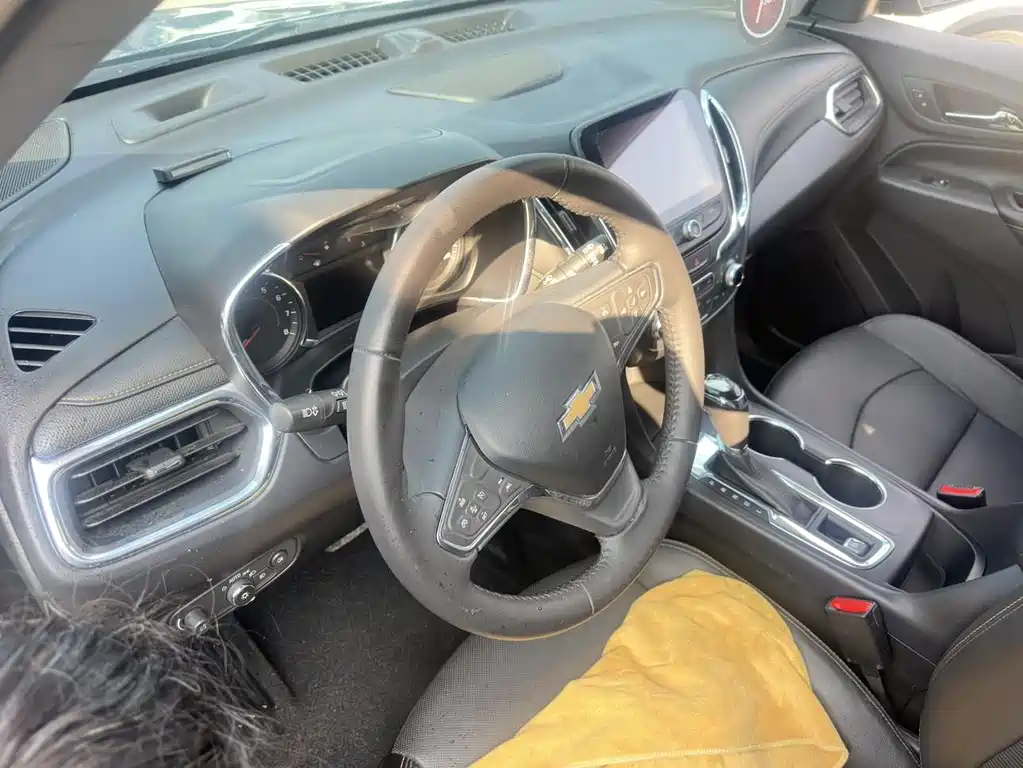 Chevrolet Equinox — миниатюра 6