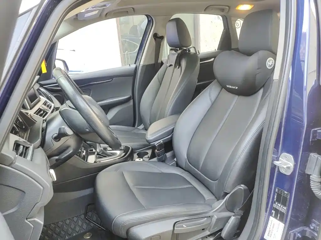 BMW 2 Series Active Tourer — миниатюра 15