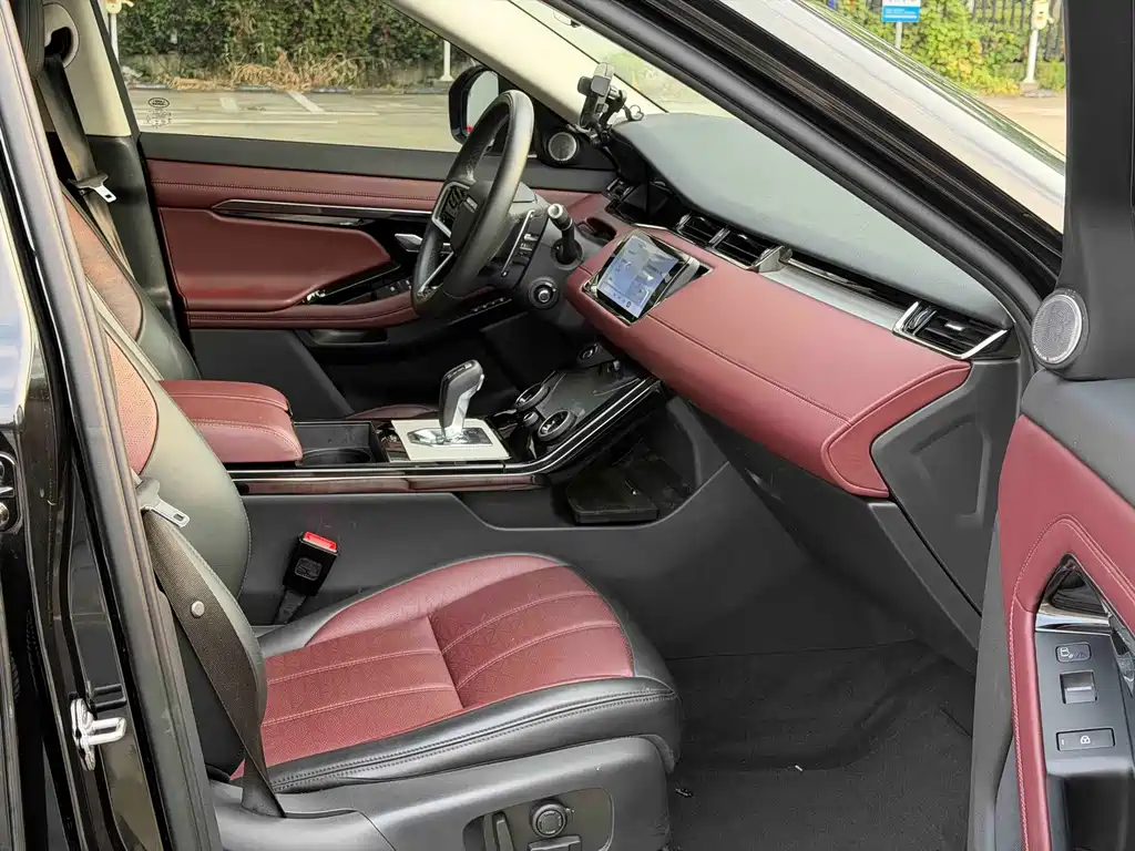 Land Rover Evoque — миниатюра 7