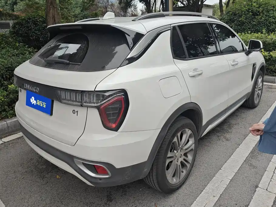 Lynk & Co 01 — миниатюра 3