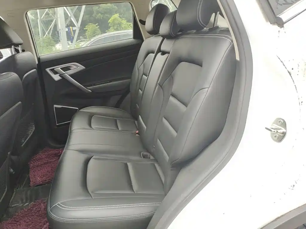 Geely Boyue — миниатюра 17