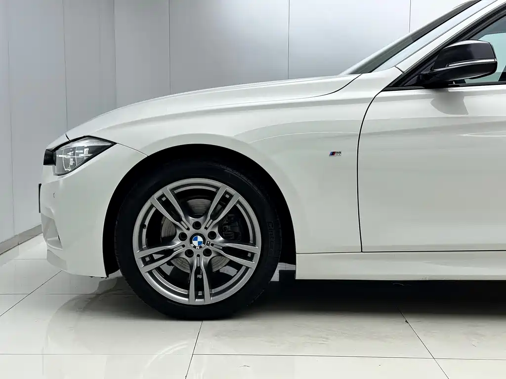 BMW 3 Series — миниатюра 10