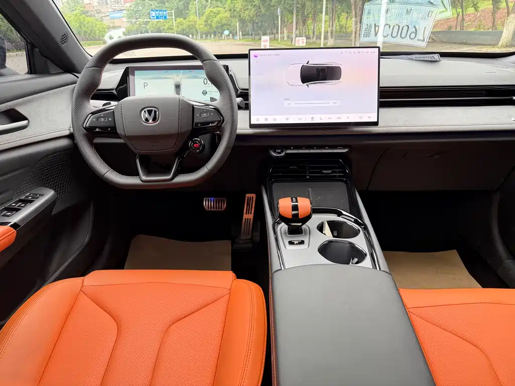 Changan UNI-V 2025 2.0T