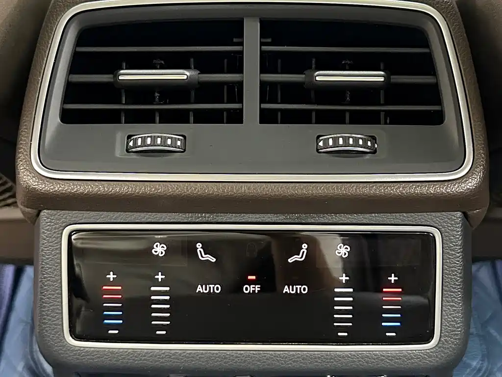 Audi A7L — миниатюра 20