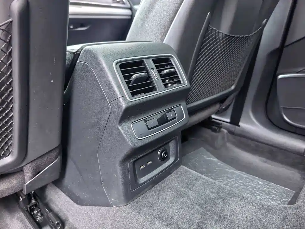 Audi Q5L 2020 40 TFSI Fashion