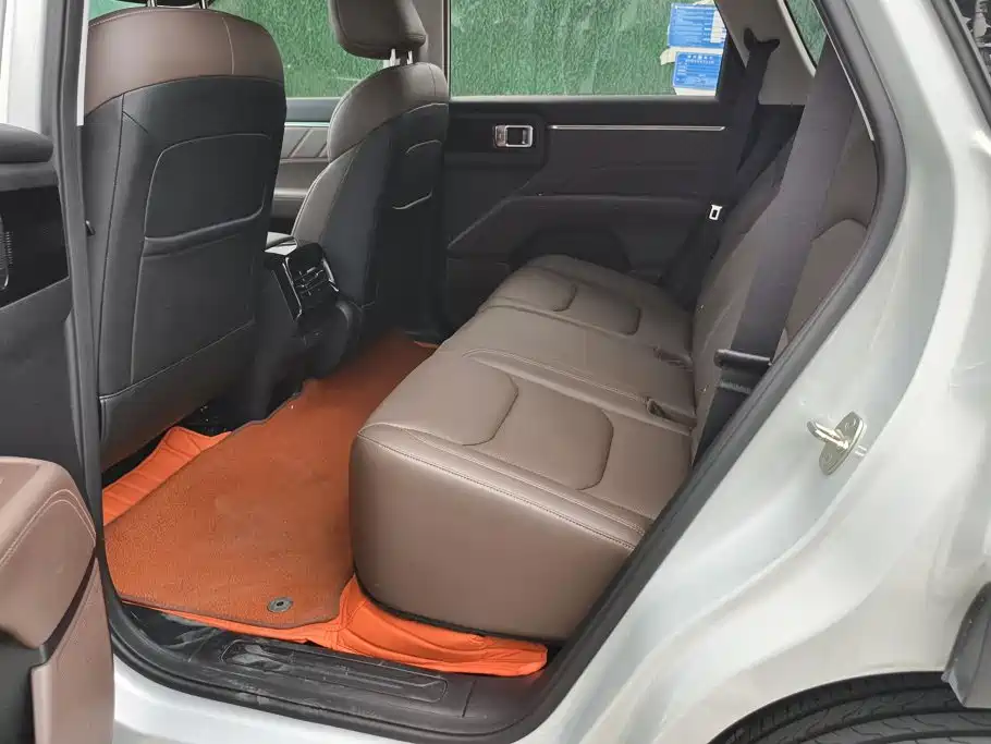 Wuling Xingguang 560 New Energy — миниатюра 11