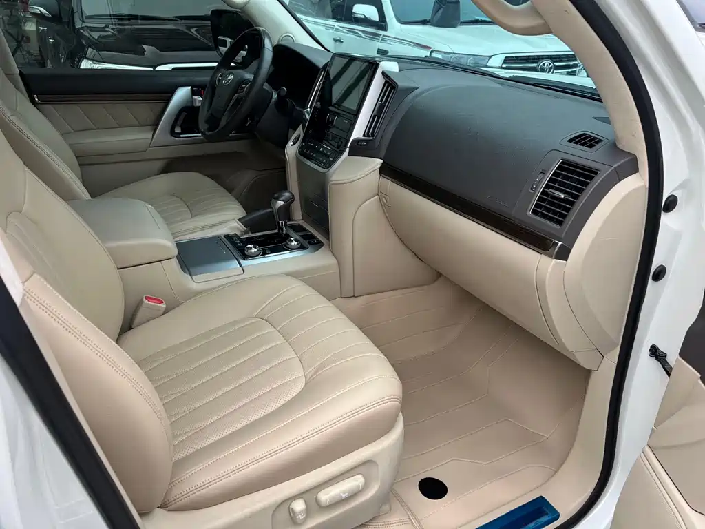 Toyota Land Cruiser — миниатюра 11
