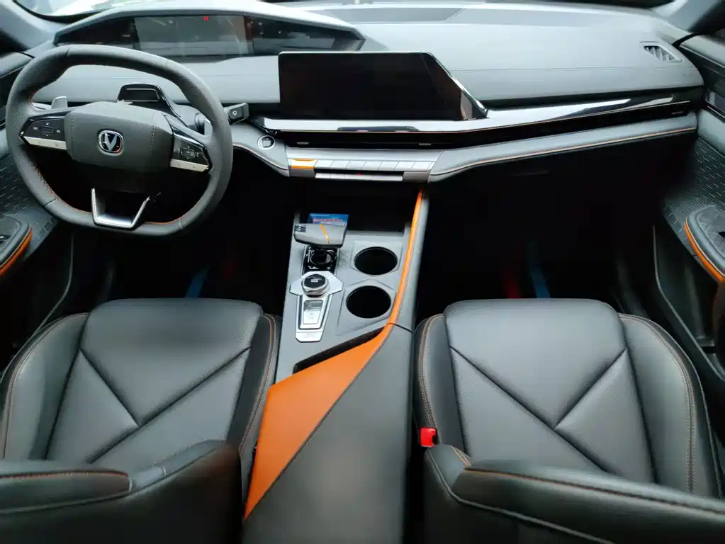 Changan UNI-V — миниатюра 13