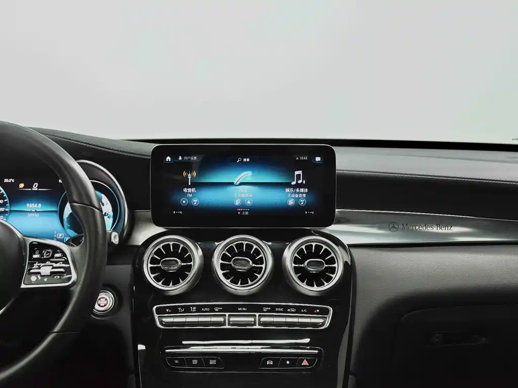 Mercedes-Benz GLC — миниатюра 7