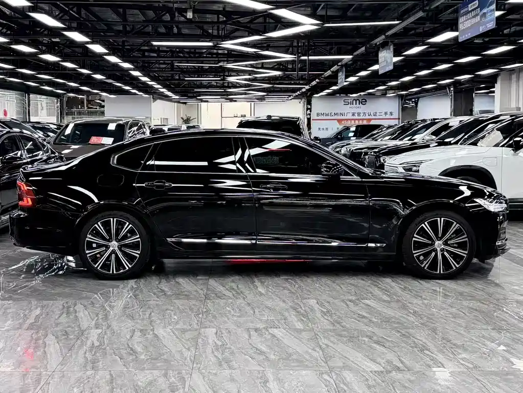 Volvo S90 — миниатюра 4