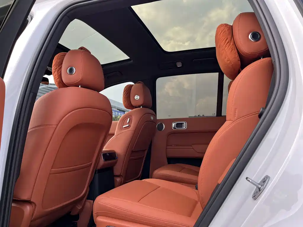 Li Auto Li L8 — миниатюра 7