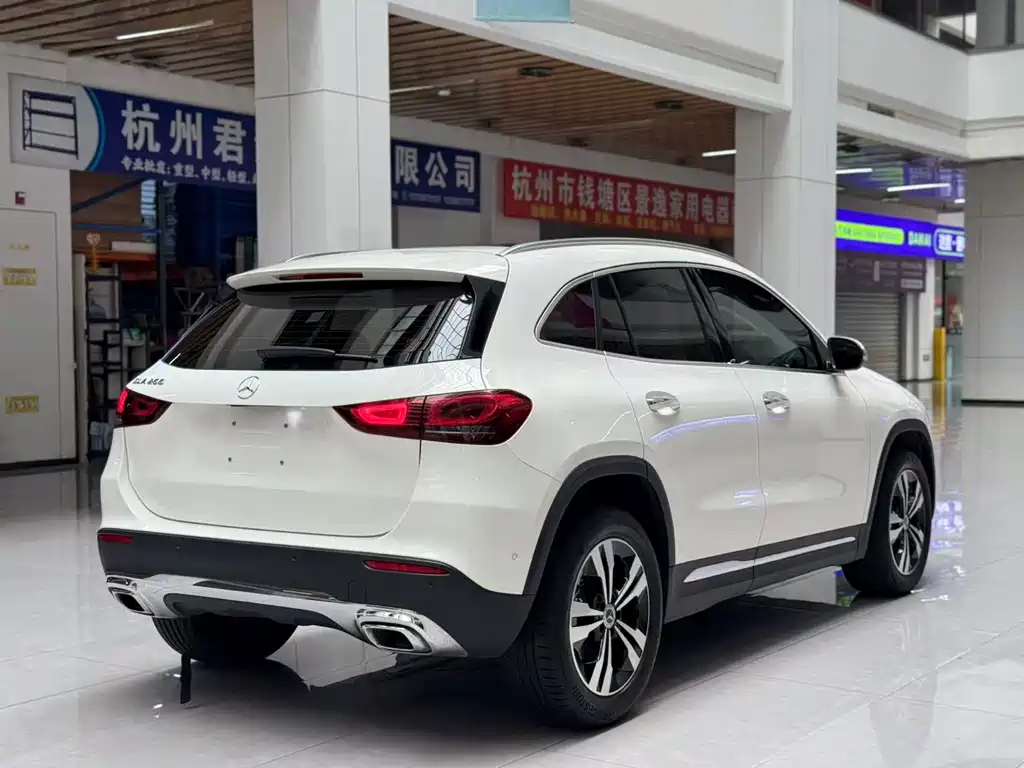 Mercedes-Benz GLA — миниатюра 5