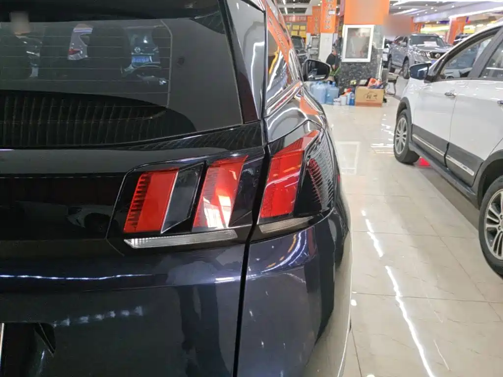 Peugeot 4008 — миниатюра 8