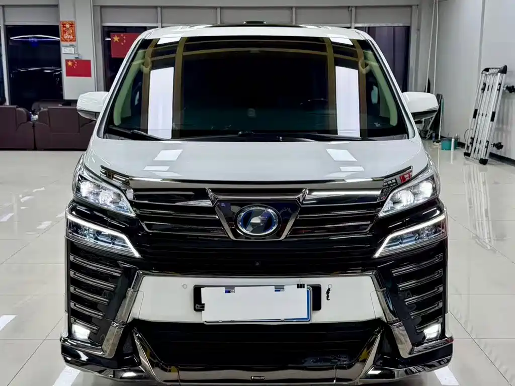 Toyota Vellfire 2021 2.5L HV Luxury