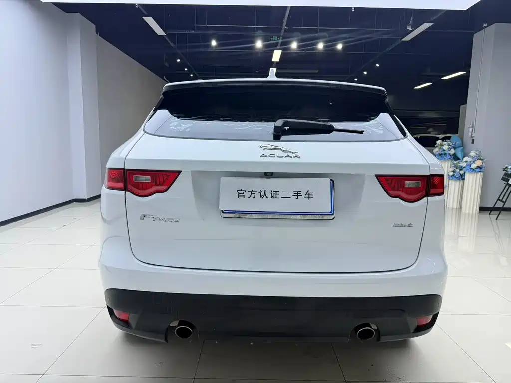 Jaguar F-PACE — миниатюра 8