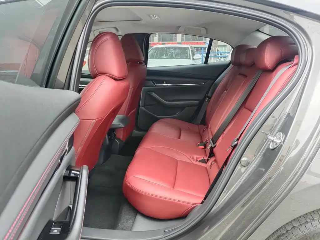 Mazda 3 Axela — миниатюра 8