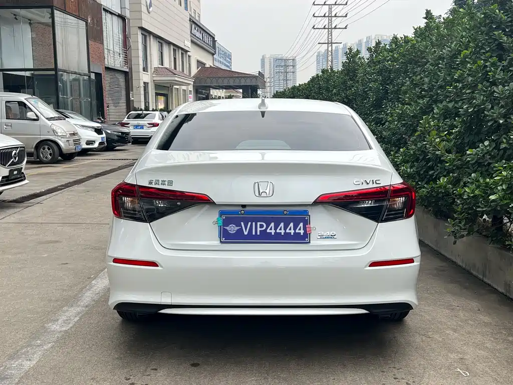 Honda Civic — миниатюра 5