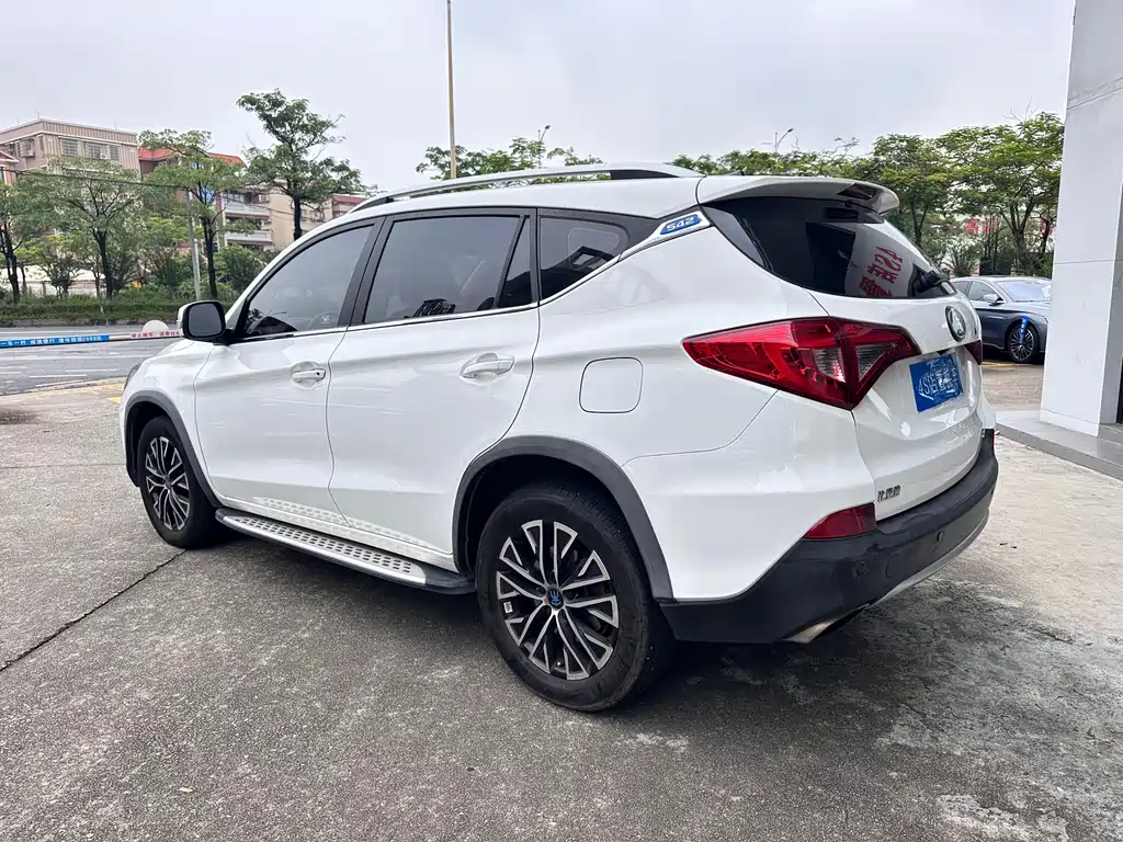 BYD New Energy — миниатюра 4