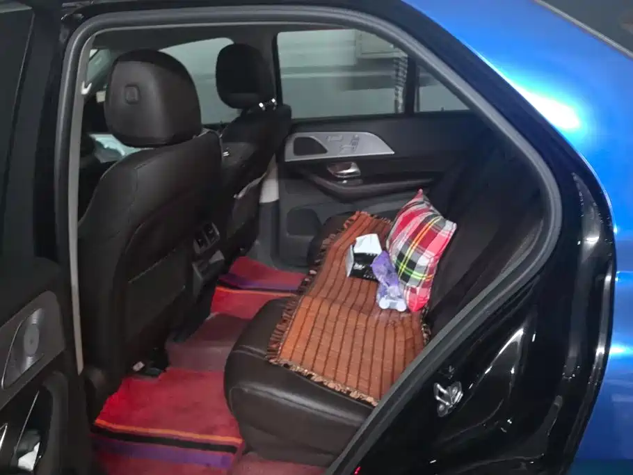 Mercedes-Benz GLE (Import) — миниатюра 11
