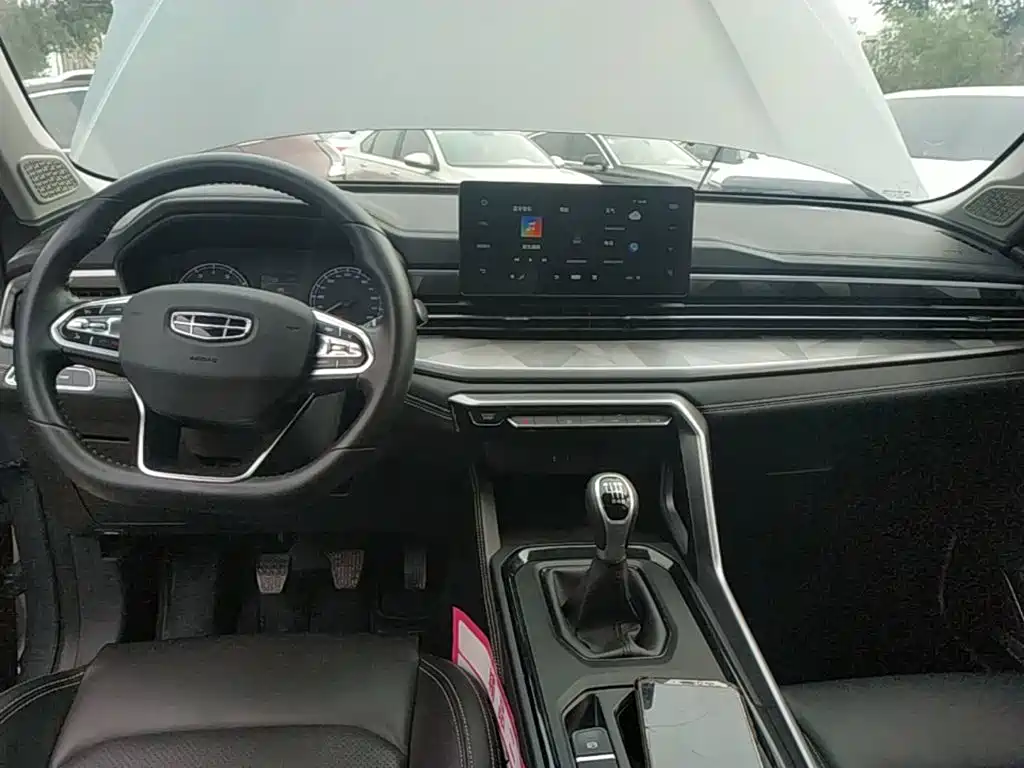 Geely Vision X6 — миниатюра 10