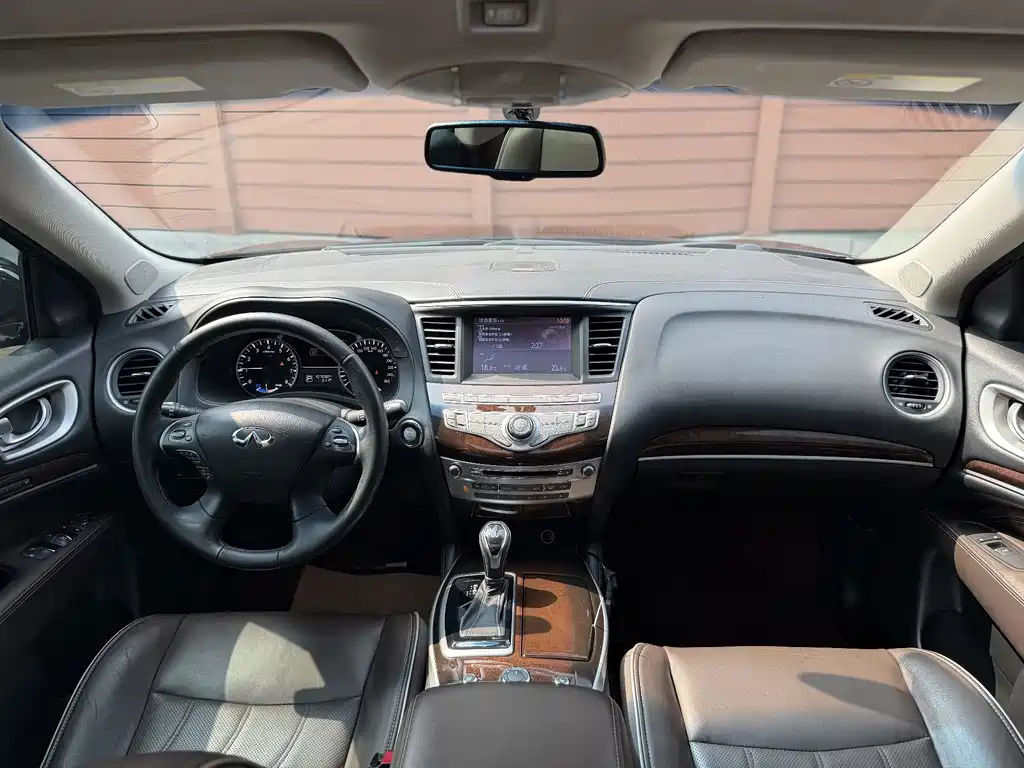 Infiniti QX60 (Import) — миниатюра 5
