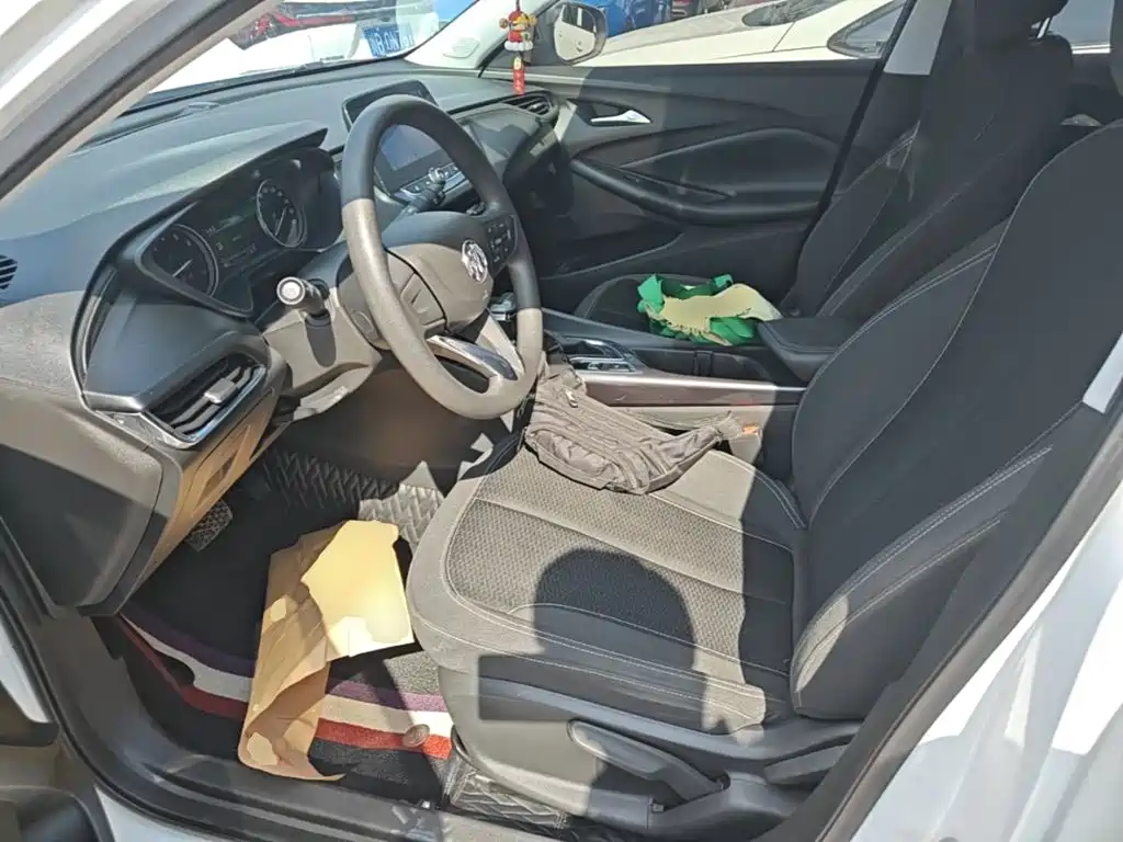 Buick Verano — миниатюра 15