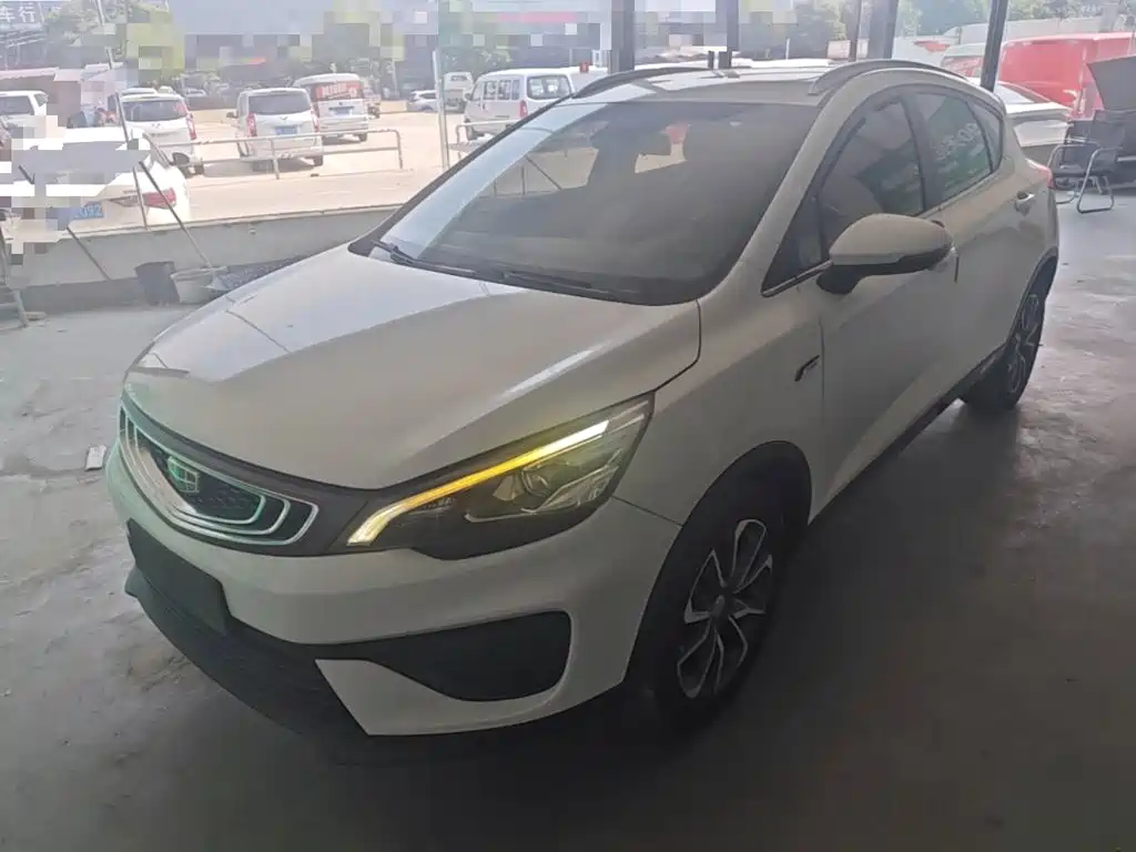 Geely Emgrand GS — миниатюра 2