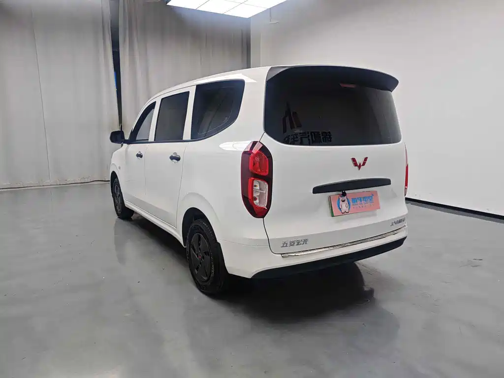 Wuling Hongguang EV — миниатюра 3