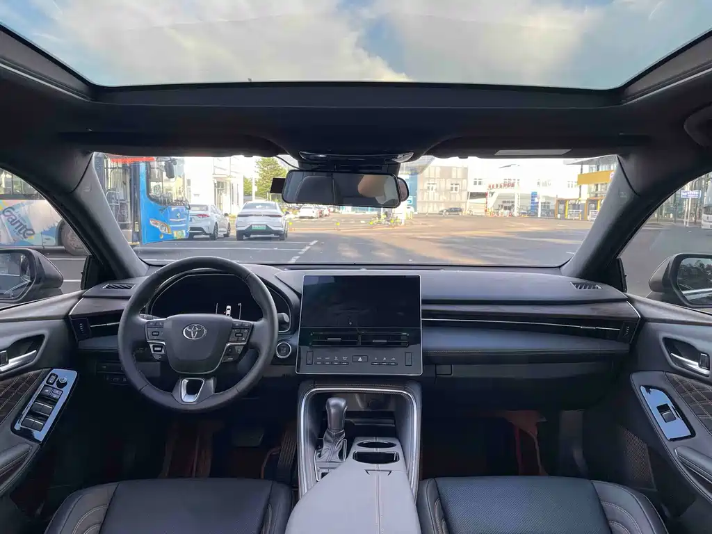 Toyota Avalon — миниатюра 6