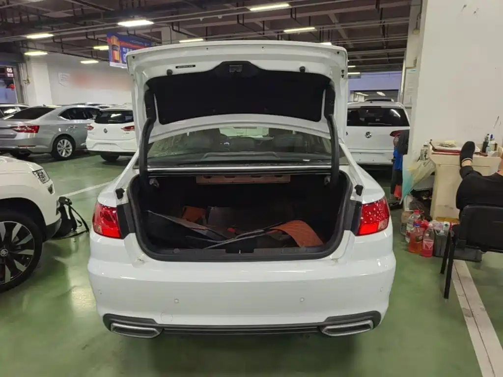 Geely Emgrand GL — миниатюра 19
