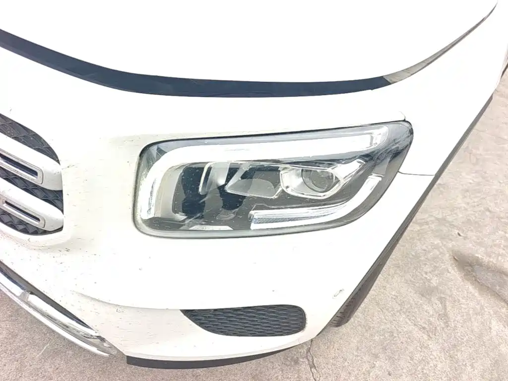 Mercedes-Benz GLB — миниатюра 24