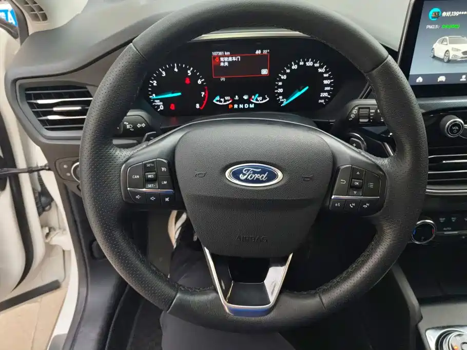 Ford Focus Active — миниатюра 15