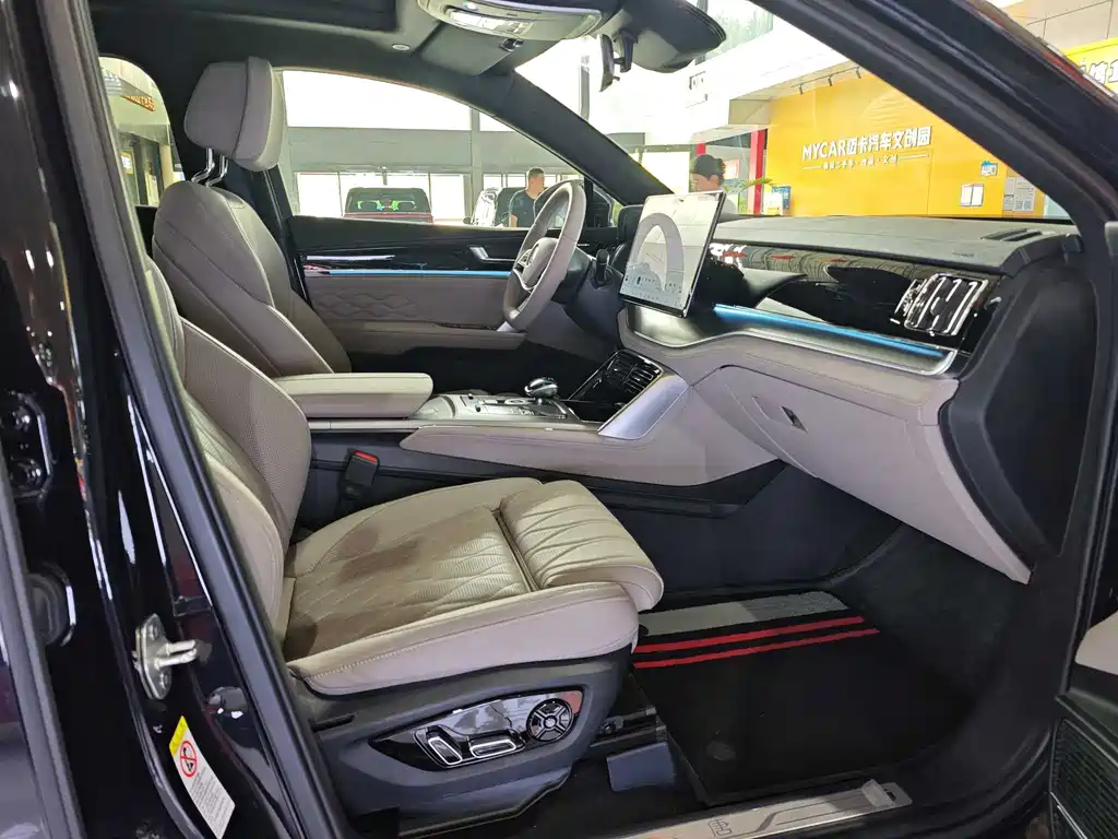 BYD Tang 2025 Smart Drive DM-i 115KM Flagship