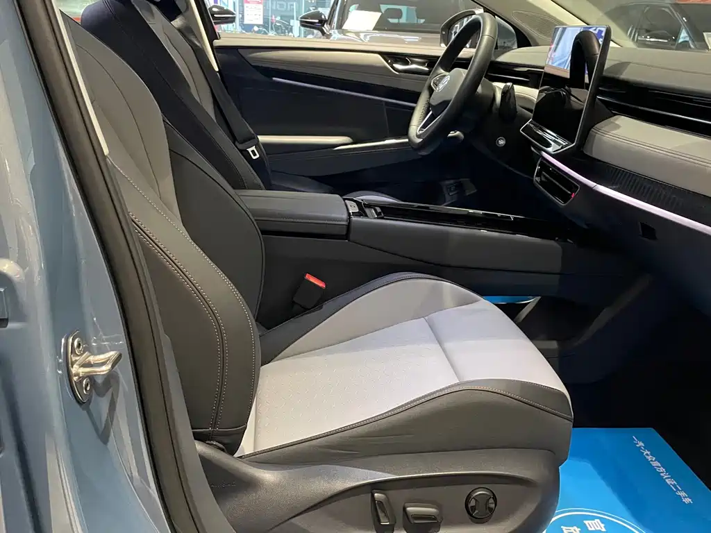 Volkswagen ID.7 VIZZION — миниатюра 5