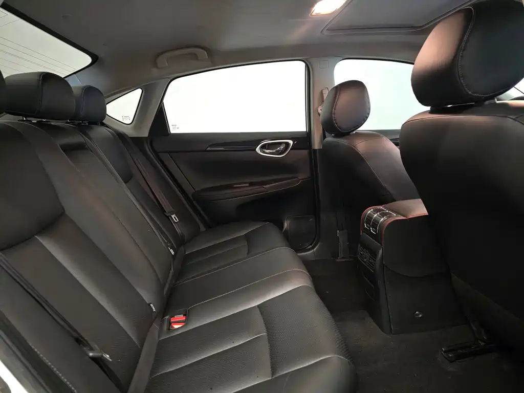 Nissan Sylphy — миниатюра 11