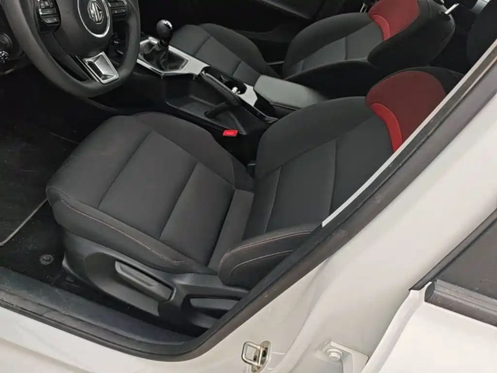 MG MG5 — миниатюра 15