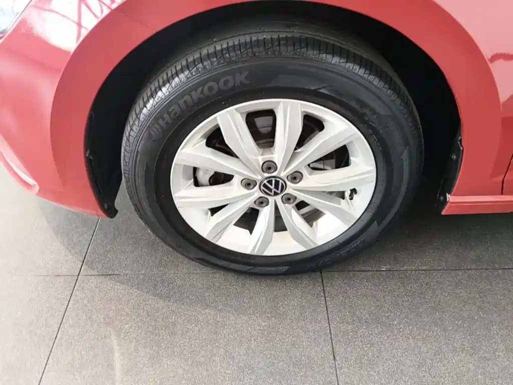 Volkswagen Polo — миниатюра 23