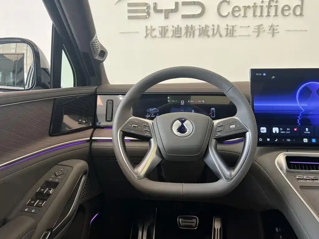 Denza Denza N9 — миниатюра 7