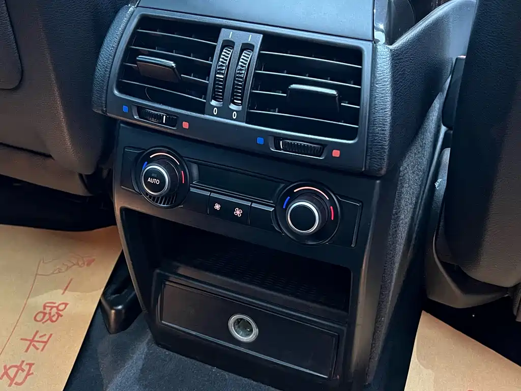 BMW X5 (Import) — миниатюра 28
