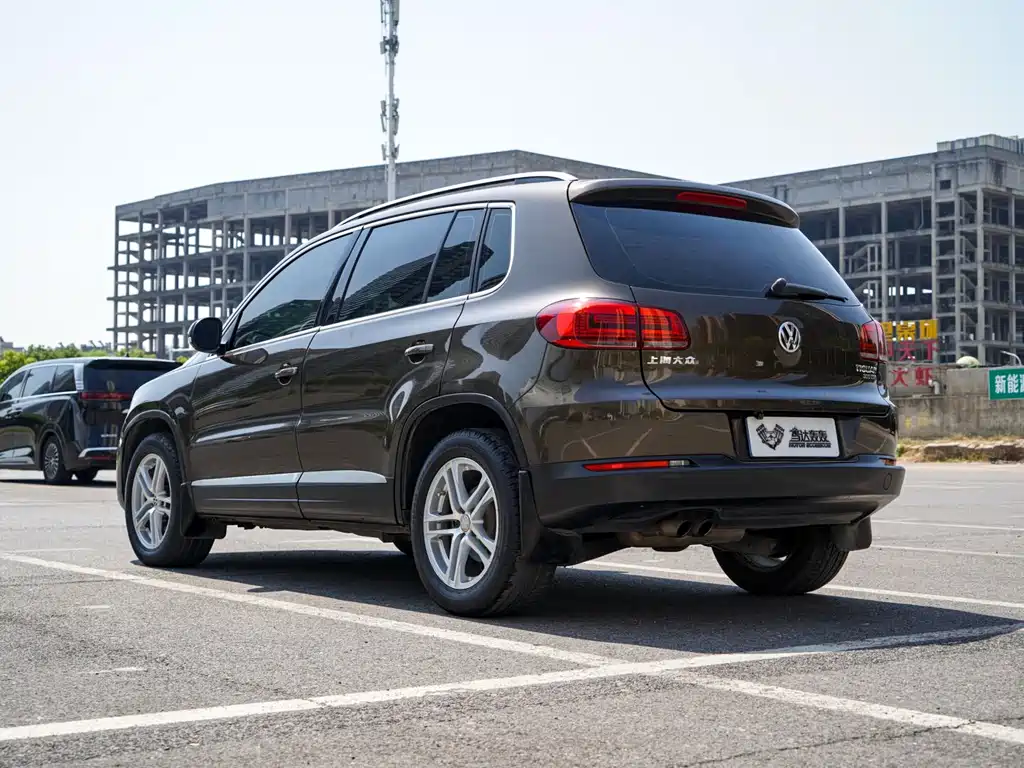 Volkswagen Tiguan — миниатюра 4