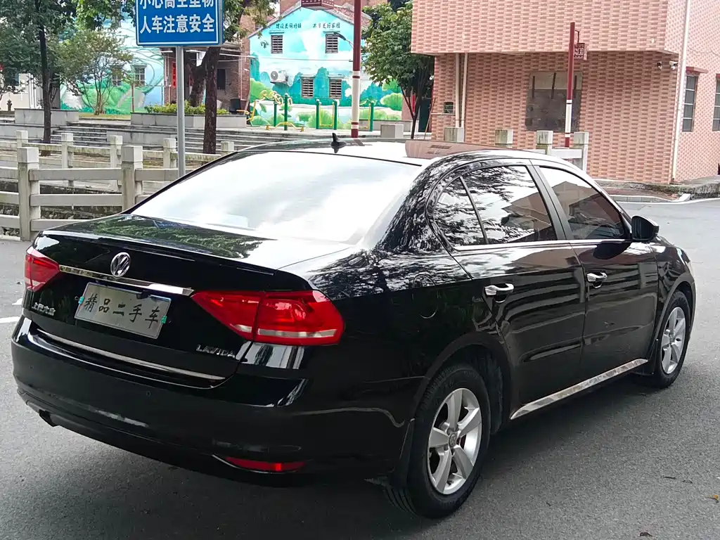 Volkswagen Lavida — миниатюра 9