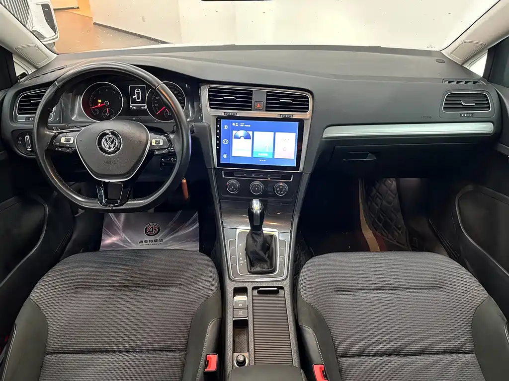 Volkswagen Golf — миниатюра 19