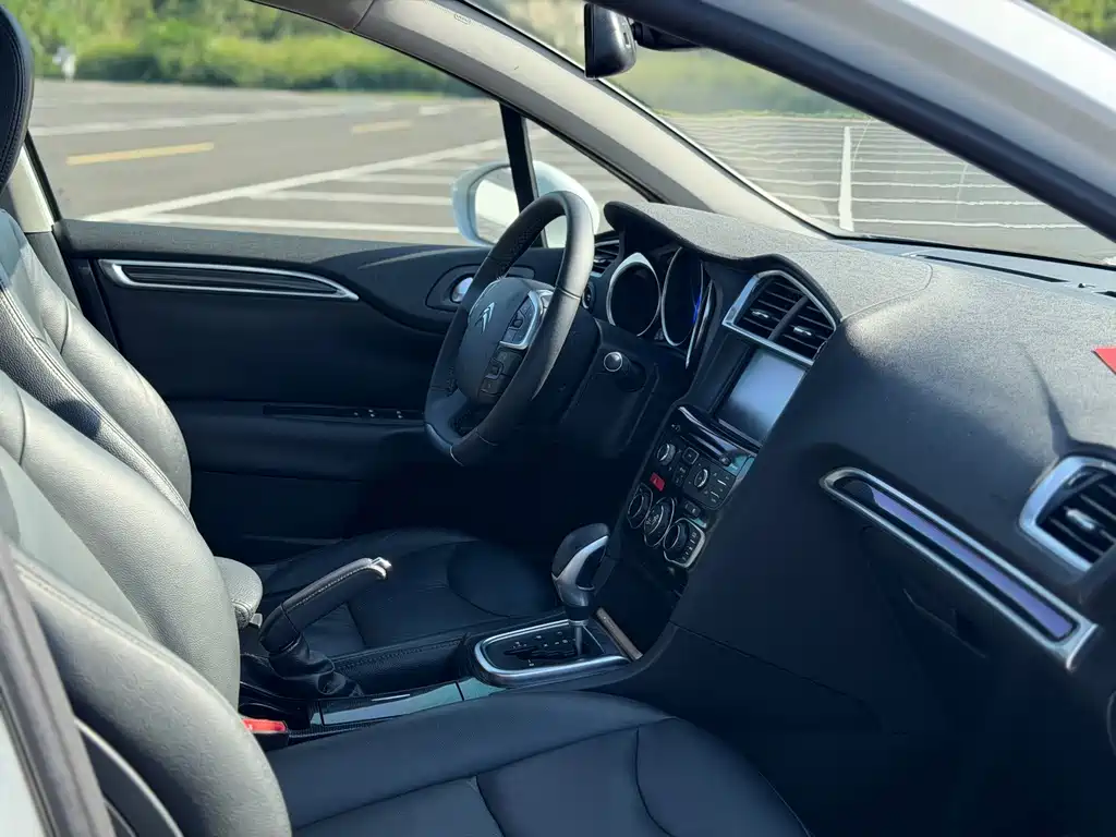 Citroen C4L — миниатюра 15