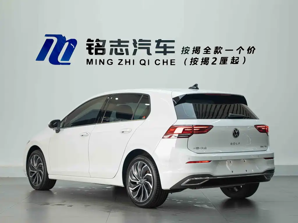 Volkswagen Golf — миниатюра 8