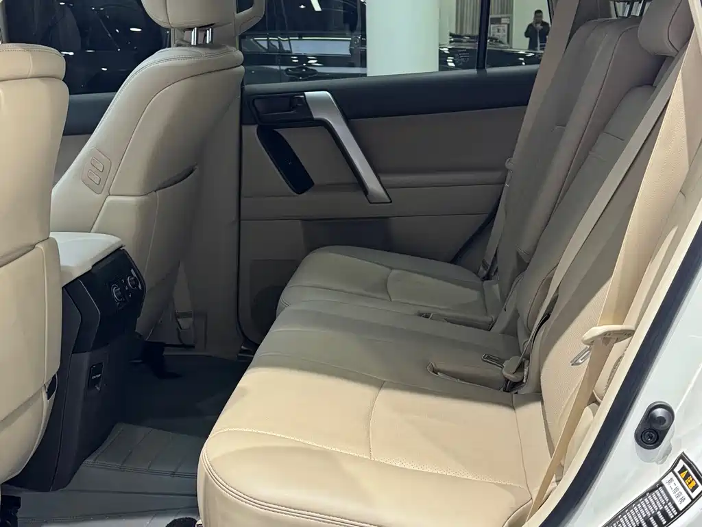 Toyota Prado (Import) — миниатюра 13