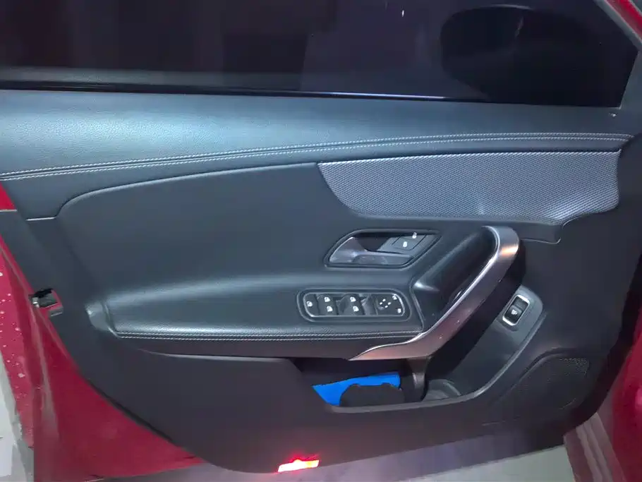 MERCEDES-BENZ A CLASS