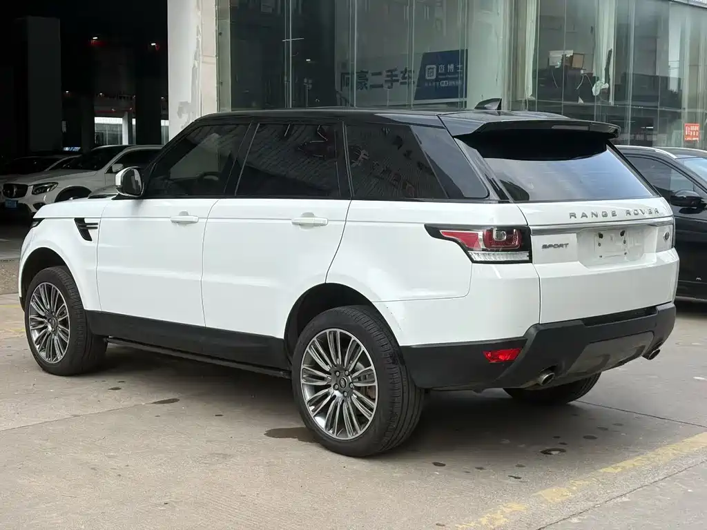 Land Rover Sport — миниатюра 7